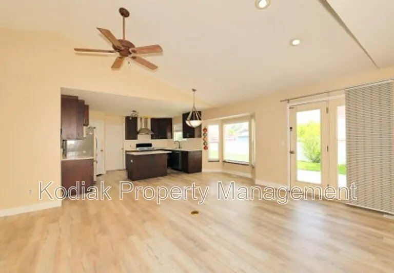 3138 W Aubrey Dee Cir — Photo 6