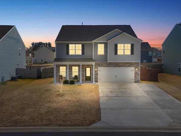 1105 Raccoon Ln, Piney Flats, TN 37686