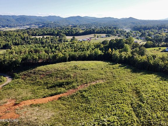 5th image of 597 & 617 Curtis Rd