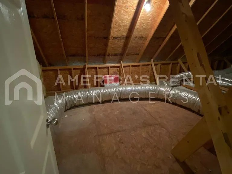4230 Lochshire Ln — Photo 39