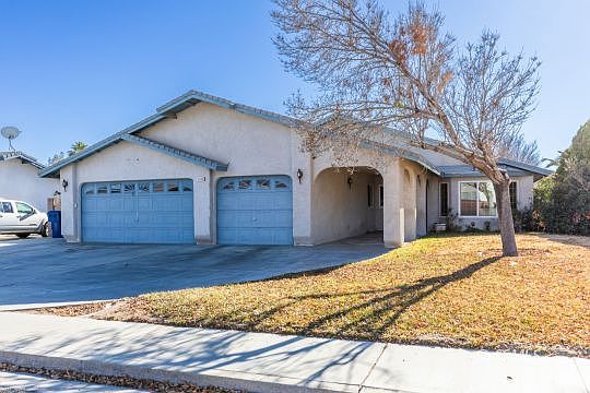 1st image of 1125 W Tamarisk Ave