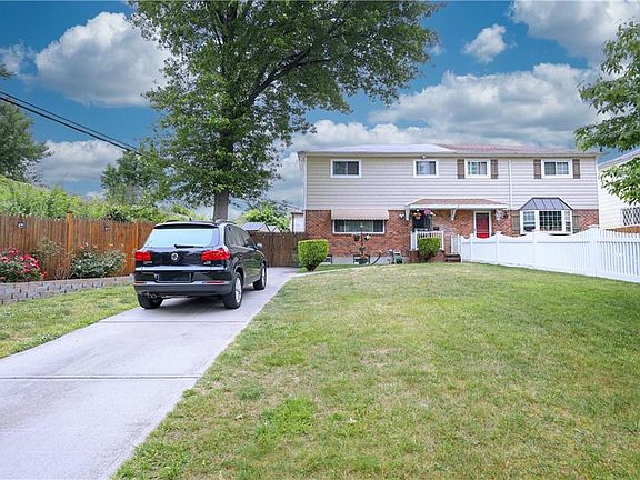 3rd image of 3919 Francis Lewis Blvd
