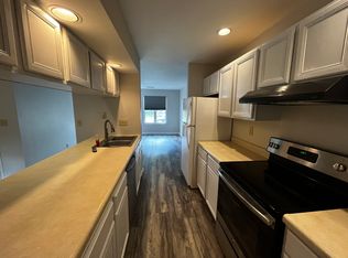 213 W Stone St #2, Sturgeon, MO 65284