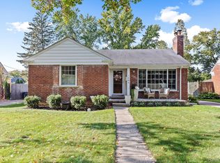 1884 Banbury St, Birmingham, MI 48009