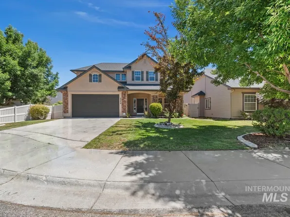 2946 N Christian Way, Meridian, ID 83646