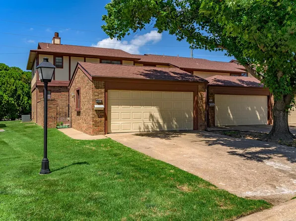 8917 W Harvest Ln APT 201, Wichita, KS 67212