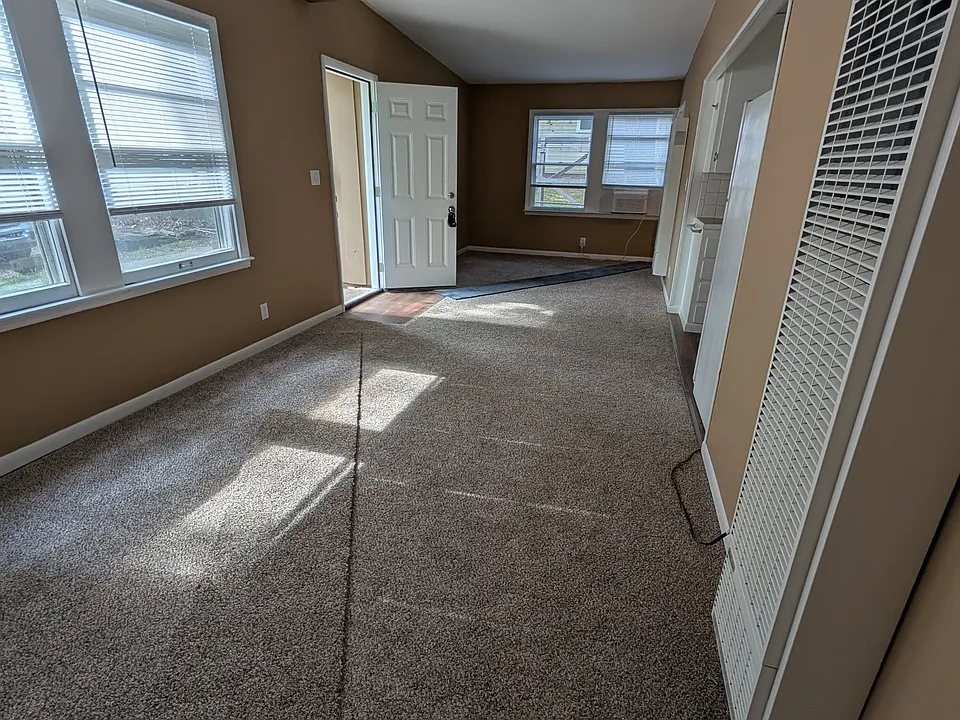 2513 SW Buchanan St #1