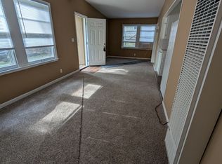 2513 SW Buchanan St APT 1, Topeka, KS 66611