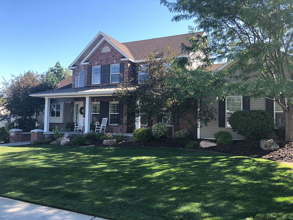 1st image of 2985 Londonderry Ave
