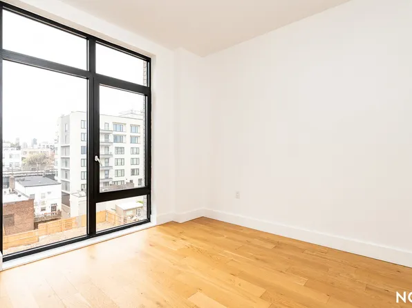 38-38 32nd Street image 9 of 28