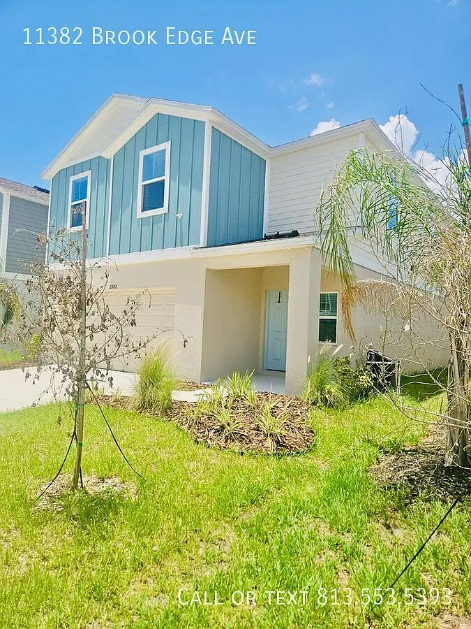 Spacious 4-Bedroom Home with 2-Car Garage in the Heart of Riverview! — Photo 3