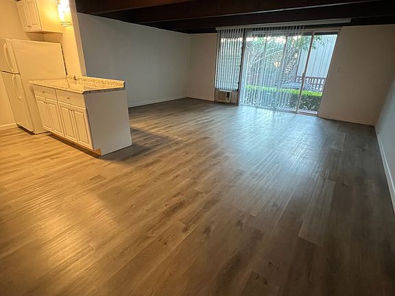 2nd image of 393 Park Ave #7