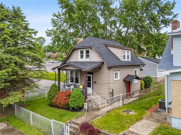 258 Wayne St, Baden, PA 15005