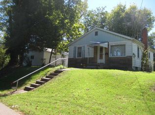 1109 Rover St, Murphysboro, IL 62966