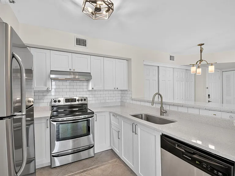 107 Yacht Club Way #208 — Photo 6