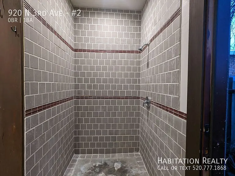 920 N 3rd Ave #2 — Photo 9