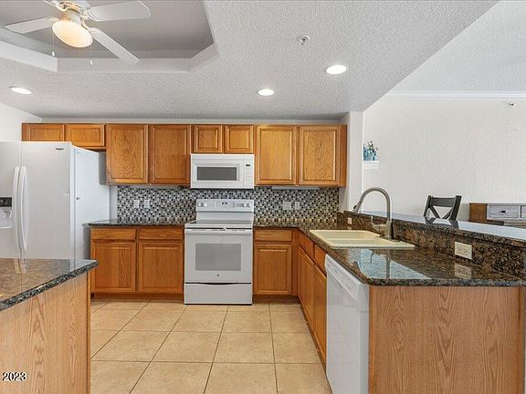 5th image of 816 Mystic Dr APT 210