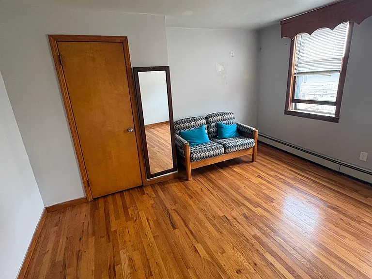 112 Franklin St — Photo 8