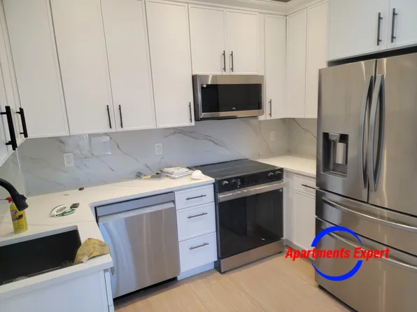 31-46 14th Street image 3 of 14