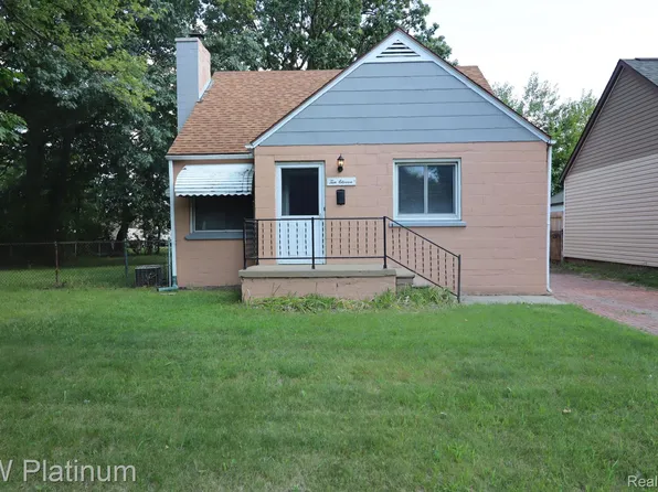 1011 E Milton Ave, Hazel Park, MI 48030
