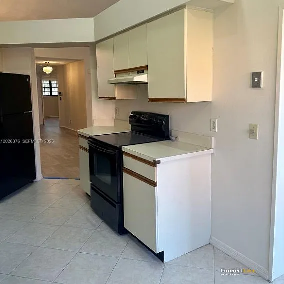 3176 Arbor Ln — Photo 9