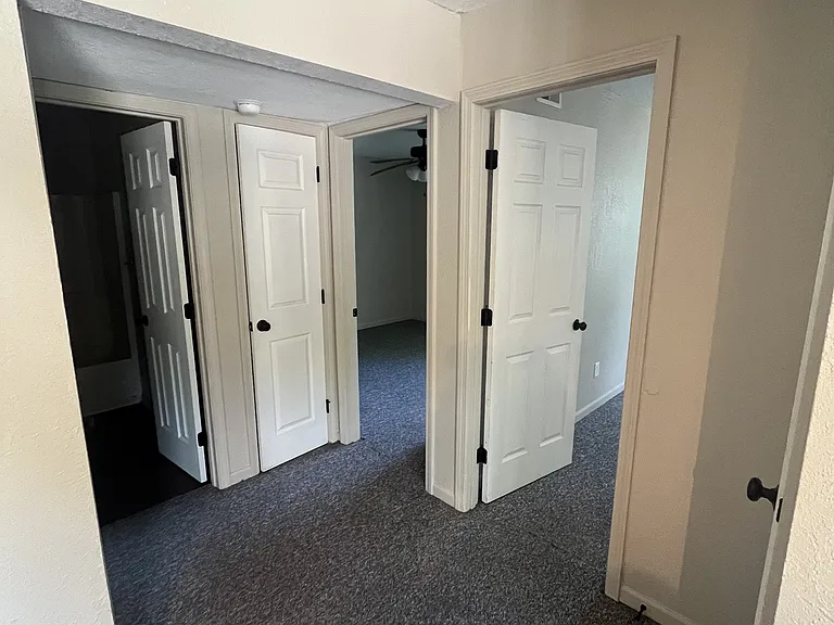 415 Grover St #7 — Photo 7