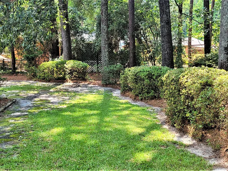 174 Boiling Springs Cir — Photo 41