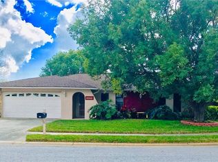 8360 Broken Willow Ln, Port Richey, FL 34668