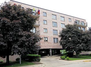 1660 E Thacker St APT 1C, Des Plaines, IL