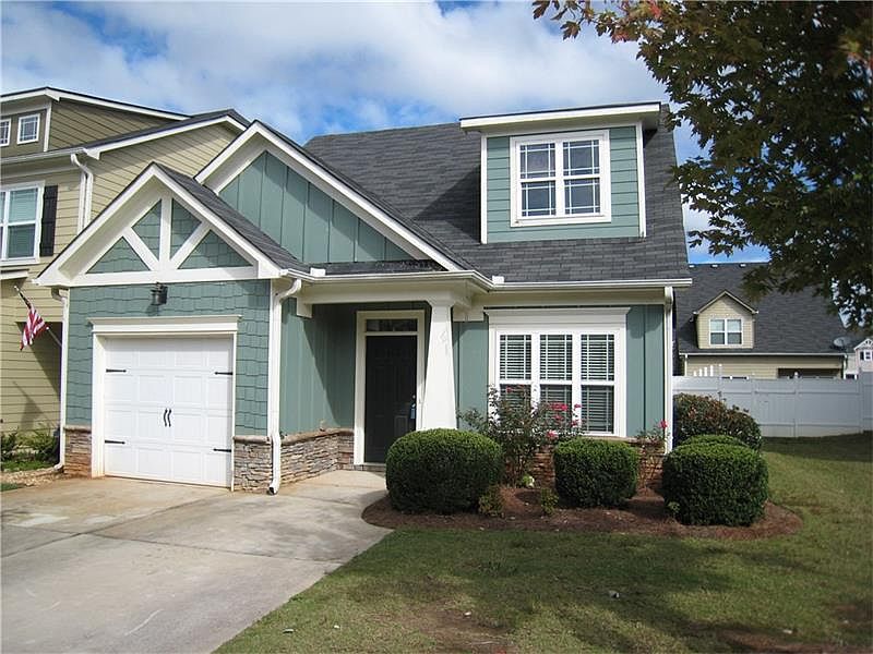 1st image of 98 Oakmont Dr