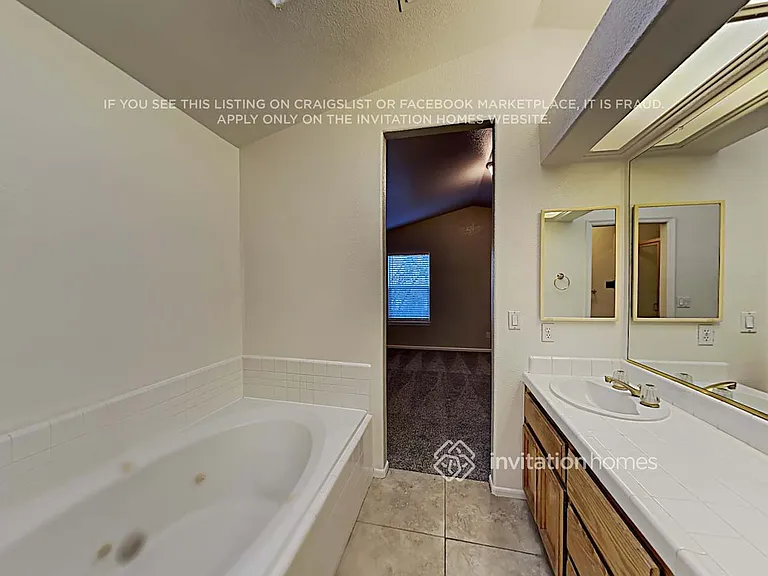 2245 Fallwater Ln — Photo 15