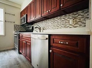 149-46 15th Rd #1, Whitestone, NY 11357