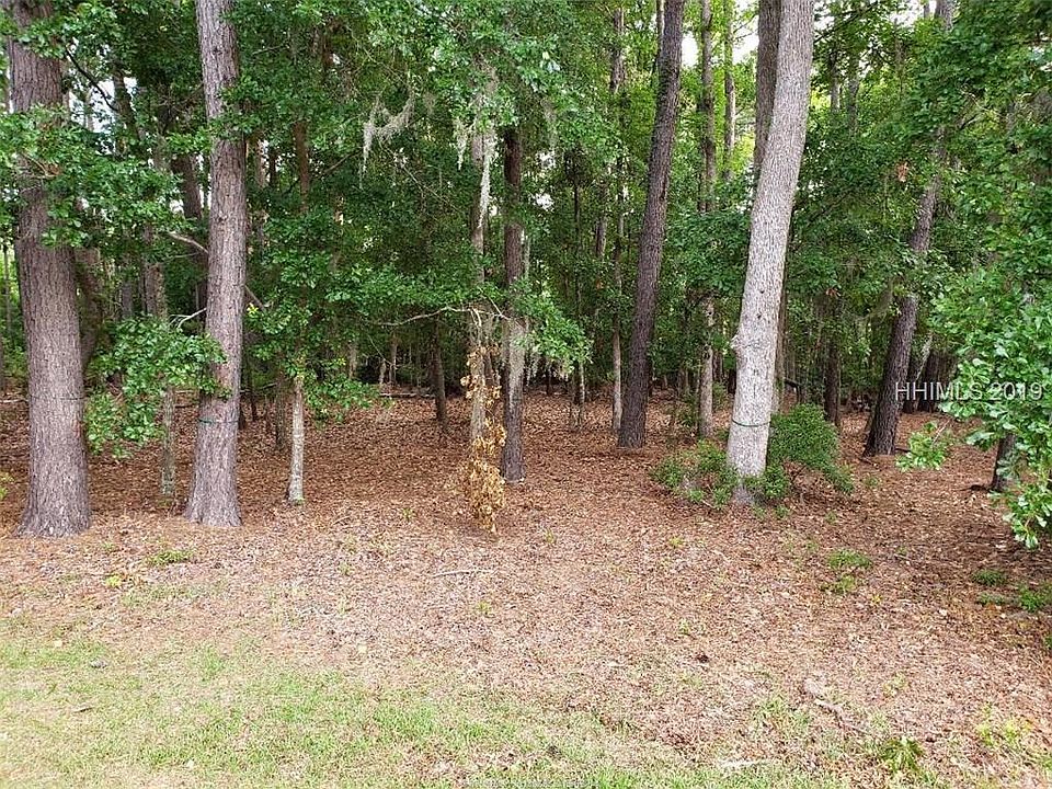 1st image of 10 Drummond Ln