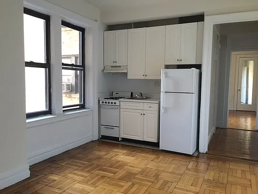 Rented by Metropolitan Equities | media 16