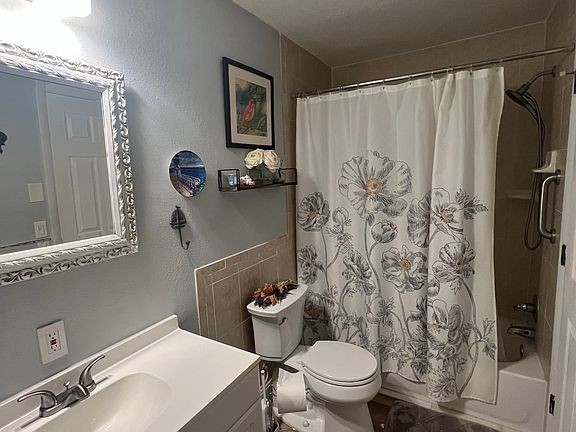 4th image of 2700 Bayshore Blvd APT 3111