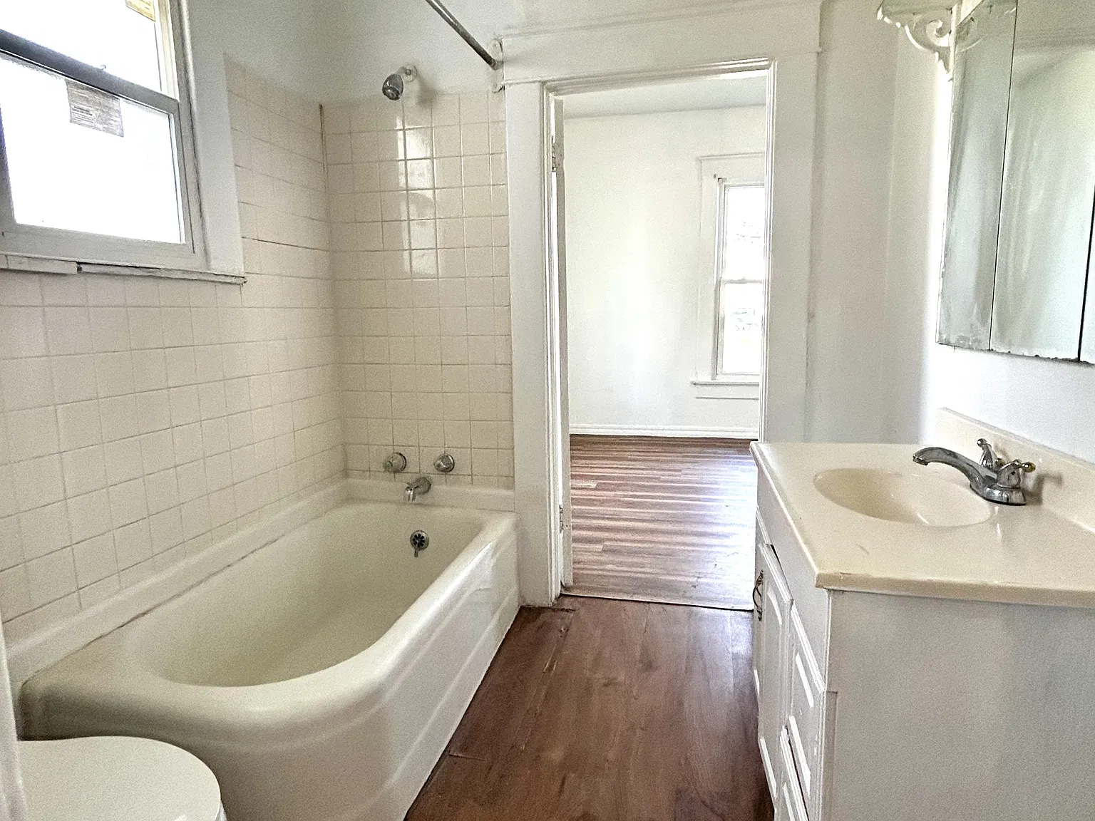 2029 Columbus Avenue - 1 — Photo 2