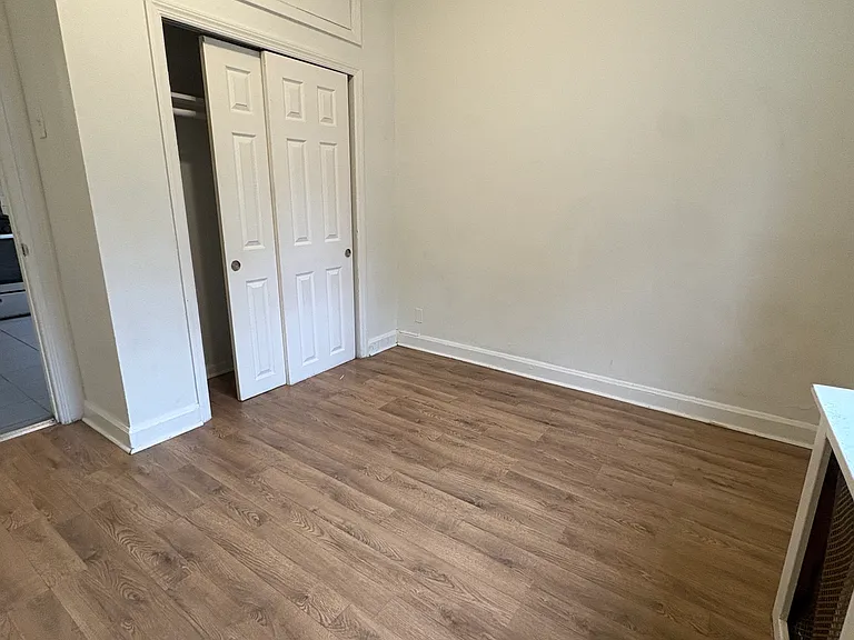 350 Danforth Ave #2 — Photo 9