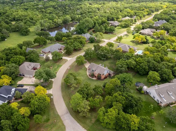 8012 NE 140th St, Edmond, OK 73013