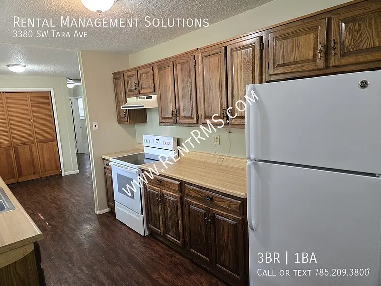 3380 SW Tara Ave — Photo 8