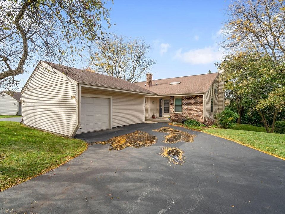1st image of 636 Westridge Dr