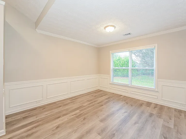 3116 Baywood Ct — Photo 6