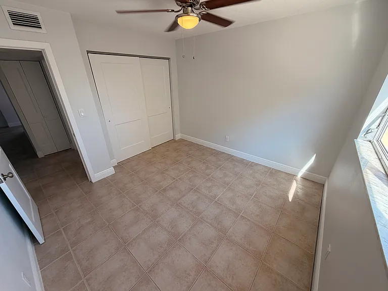 165 117th Ave #1 — Photo 9