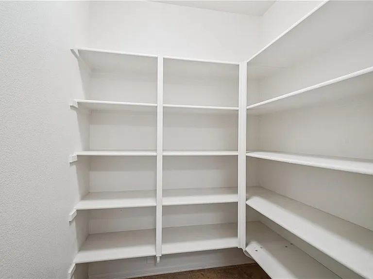 7153 Gypsum Dr — Photo 24