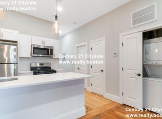 286 Maverick St #1AA, Boston, MA 02128