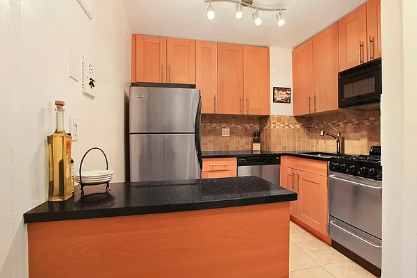 Sold by Corcoran | media 3