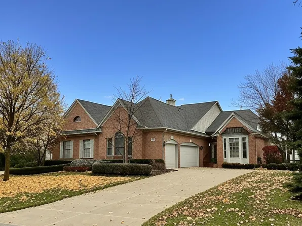 2794 Castlemartin Ct, Rochester, MI 48306