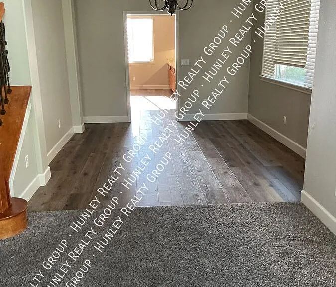 16237 Maricopa Ln — Photo 32
