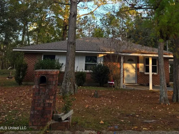 28 Dogwood Ct, Gulfport, MS 39501