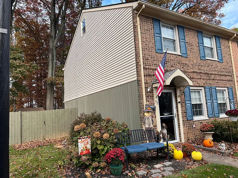 93 Stonegate Vlg — Photo 4
