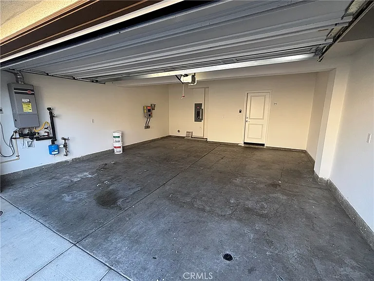 421 Camino Ruiz — Photo 30